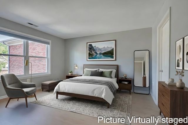 50 Central Square Park, Metuchen, NJ 08840