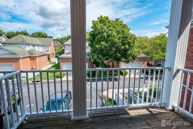 50 Central Square Park, Metuchen, NJ 08840