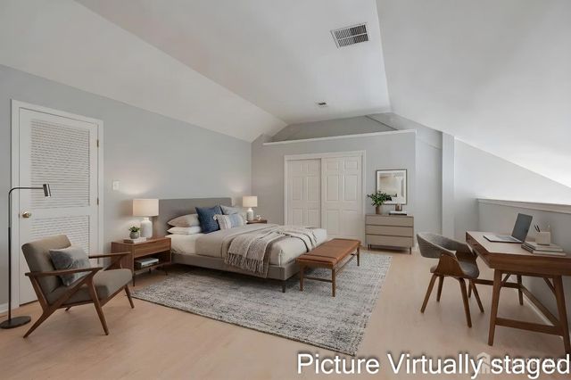 50 Central Square Park, Metuchen, NJ 08840