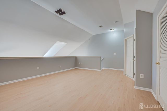 50 Central Square Park, Metuchen, NJ 08840
