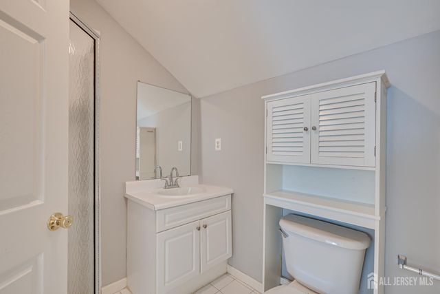 50 Central Square Park, Metuchen, NJ 08840