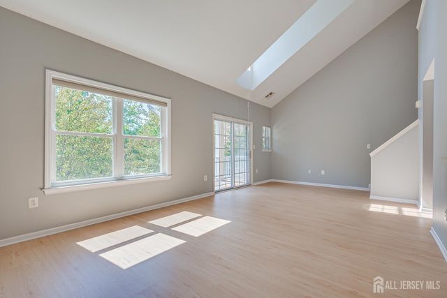 50 Central Square Park, Metuchen, NJ 08840