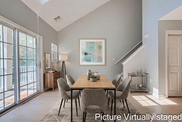 50 Central Square Park, Metuchen, NJ 08840