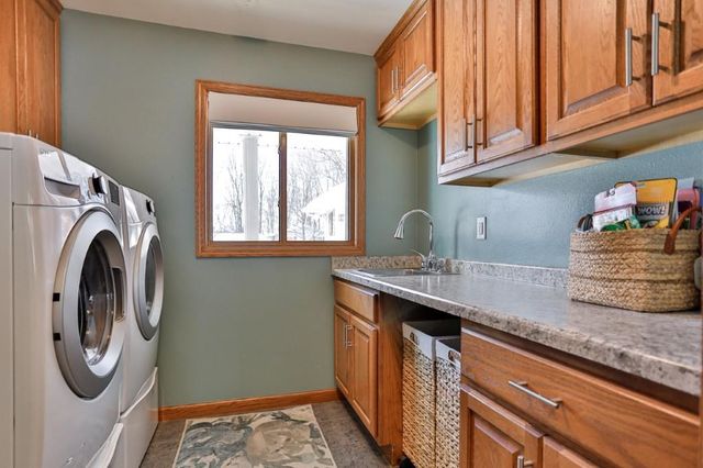 3325 N 12TH STREET, Wausau, WI 54403