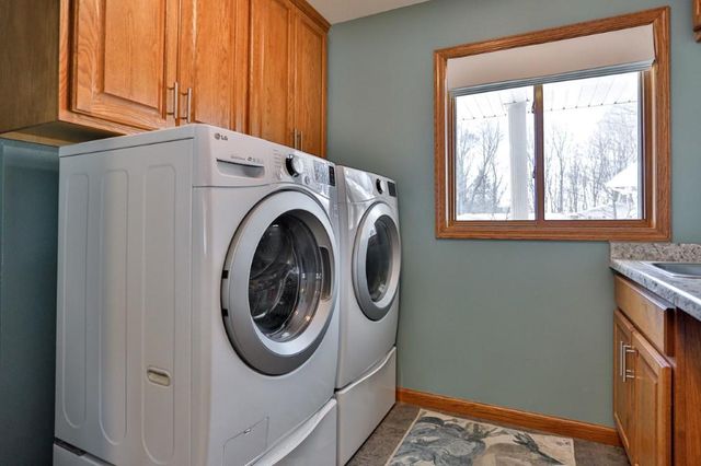 3325 N 12TH STREET, Wausau, WI 54403