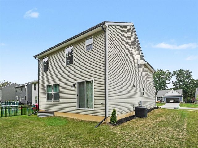 880 Machnik Drive, Chelsea, MI 48118