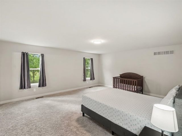 880 Machnik Drive, Chelsea, MI 48118