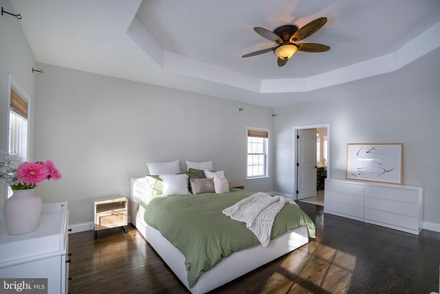 125 OAK POINTE CIR, State College, PA 16801