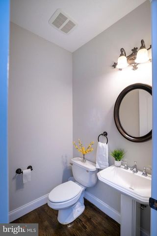 125 OAK POINTE CIR, State College, PA 16801