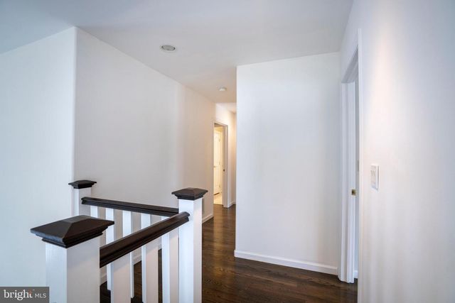 125 OAK POINTE CIR, State College, PA 16801