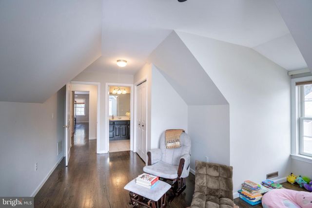 125 OAK POINTE CIR, State College, PA 16801