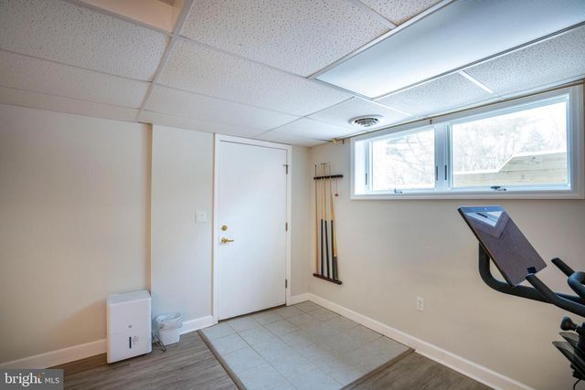 125 OAK POINTE CIR, State College, PA 16801