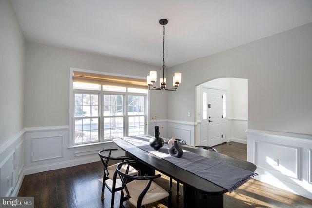 125 OAK POINTE CIR, State College, PA 16801