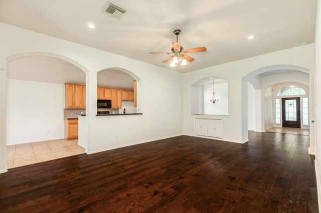 2912 Standing Springs Lane, Dickinson, TX 77539