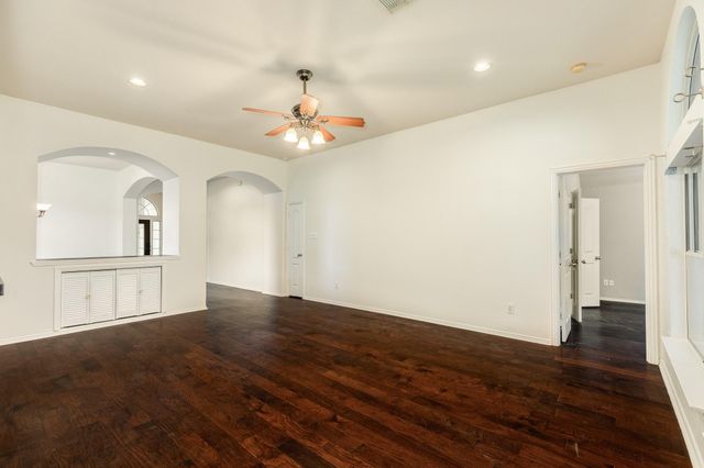 2912 Standing Springs Lane, Dickinson, TX 77539