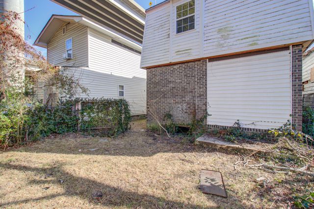 30 Poinsett Street, Charleston, SC 29403