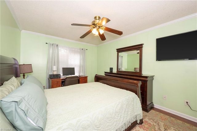 217 Williamsgate Court, Winston-salem, NC 27107
