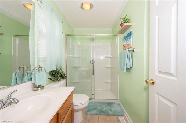 217 Williamsgate Court, Winston-salem, NC 27107