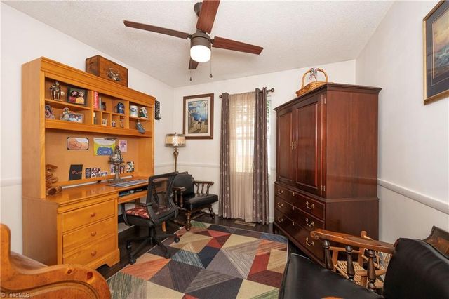 217 Williamsgate Court, Winston-salem, NC 27107