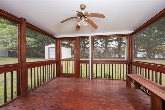 217 Williamsgate Court, Winston-salem, NC 27107