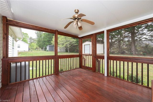 217 Williamsgate Court, Winston-salem, NC 27107