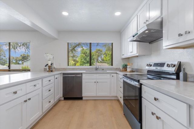 16790 Gallop Drive, Morgan Hill, CA 95037