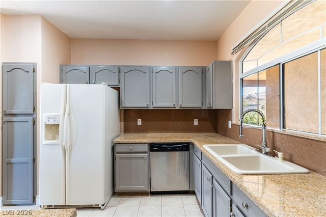 1605 Crimson Hills Drive 203, Las Vegas, NV 89128