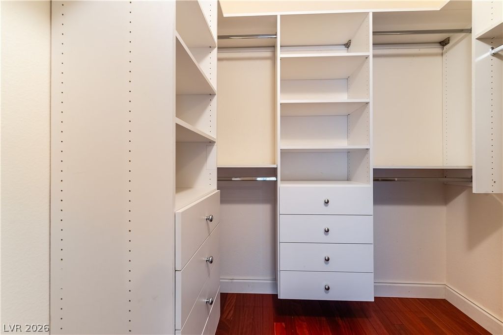 Image 18 of property listing at 1605 Crimson Hills Drive 203, Las Vegas, NV 89128