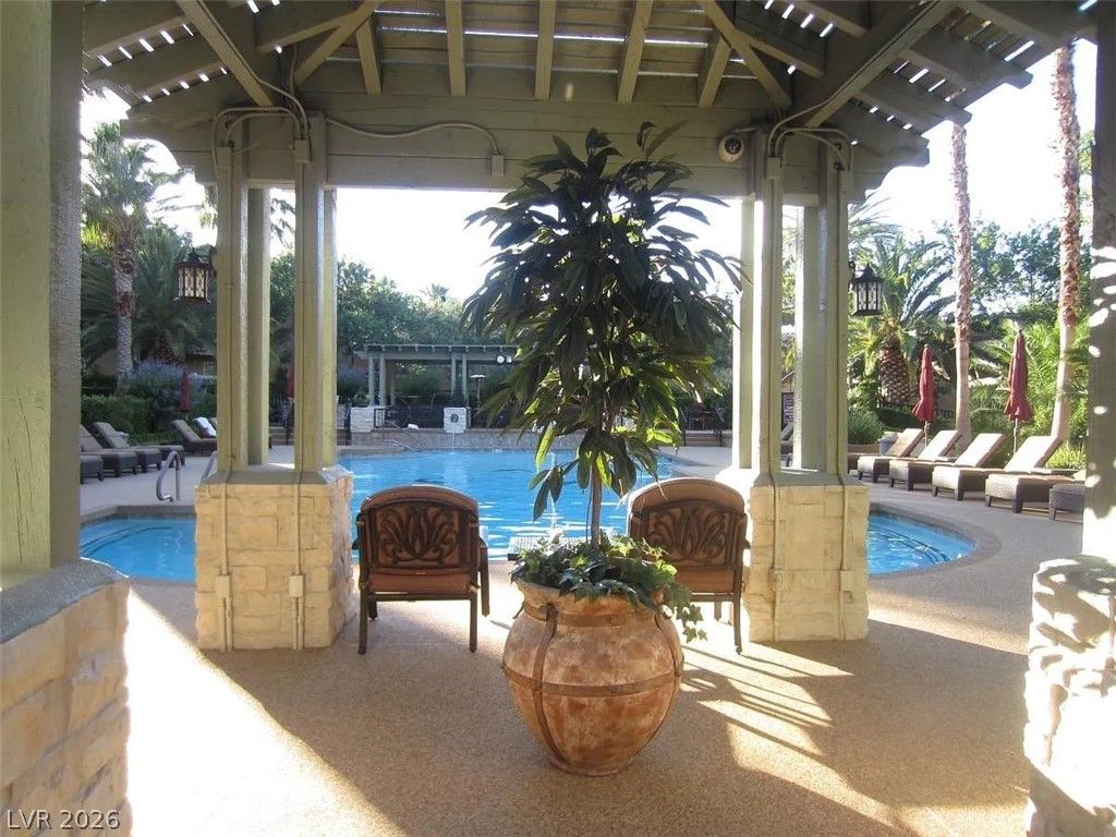 Image 42 of property listing at 1605 Crimson Hills Drive 203, Las Vegas, NV 89128