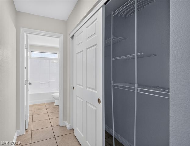 9593 Sage Sparrow Avenue, Las Vegas, NV 89148
