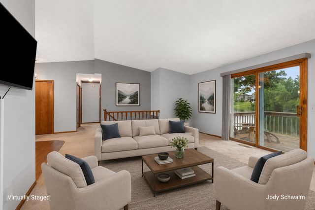 2223 Maguire Avenue NE, Grand Rapids, MI 49525