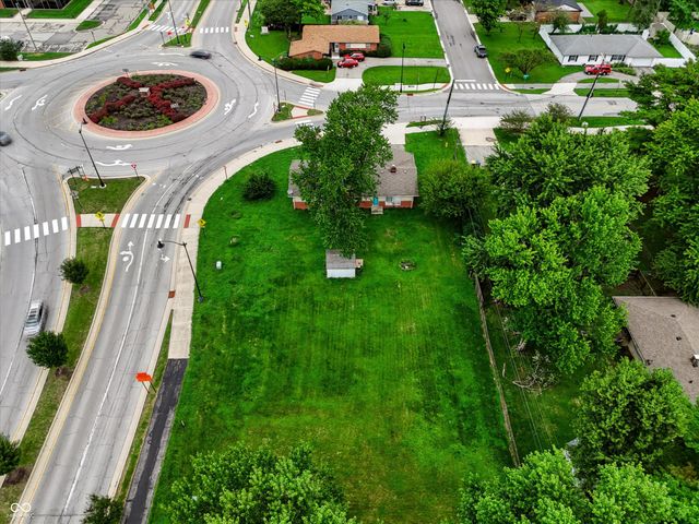 103 E 106th Street, Carmel, IN 46280