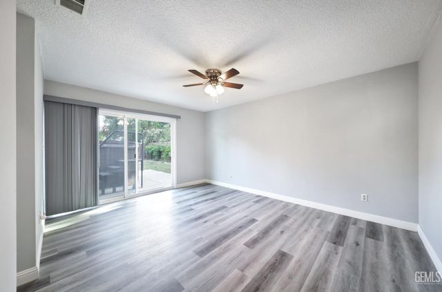 6309 Sundale Avenue, Bakersfield, CA 93309