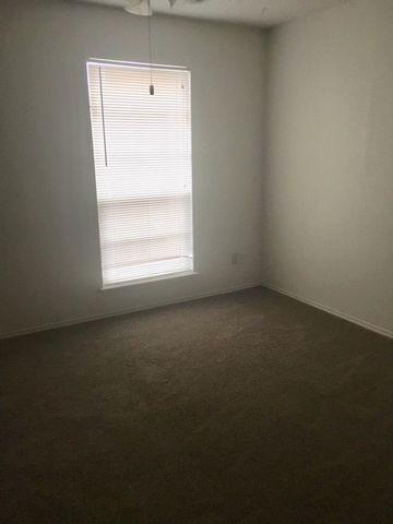 6702 Everhart N104, Corpus Christi, TX 78413