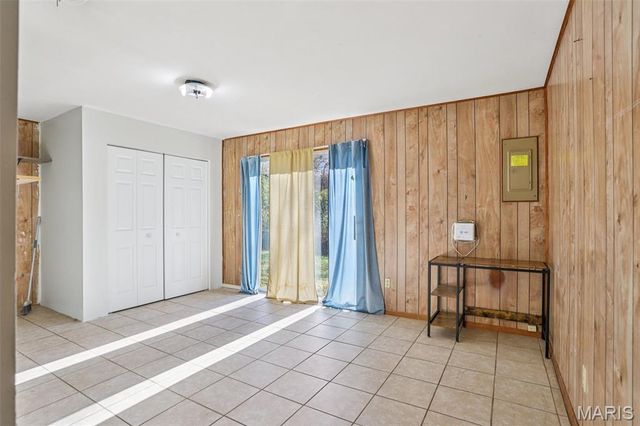 117 Old Oaks Drive, Ballwin, MO 63011