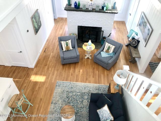 17 1st Avenue, Seaside Park, NJ 08752