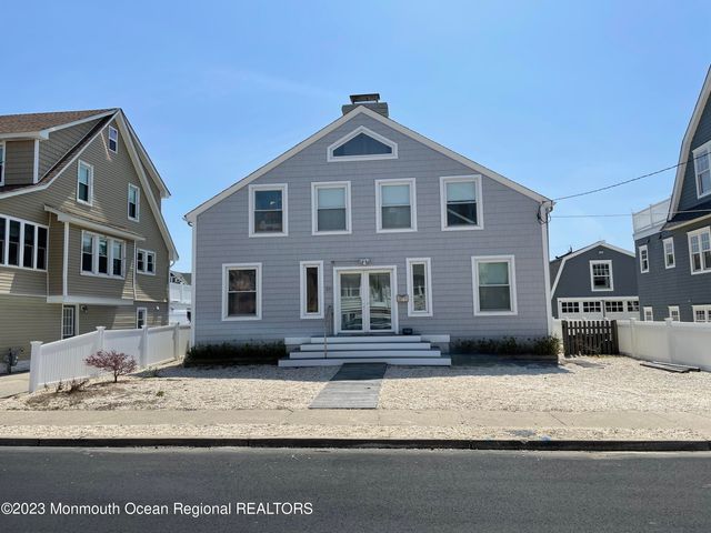 17 1st Avenue, Seaside Park, NJ 08752