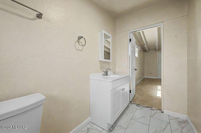 3762 E 22nd Street B, Tucson, AZ 85713