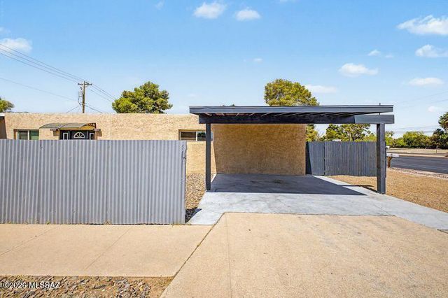 3762 E 22nd Street B, Tucson, AZ 85713