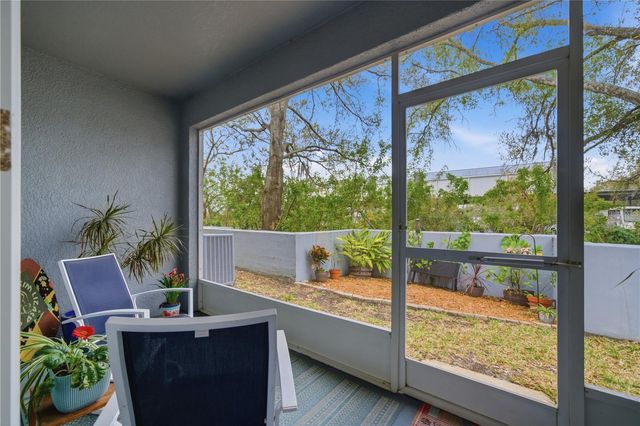 6218 PARKSIDE MEADOW DRIVE, Tampa, FL 33625