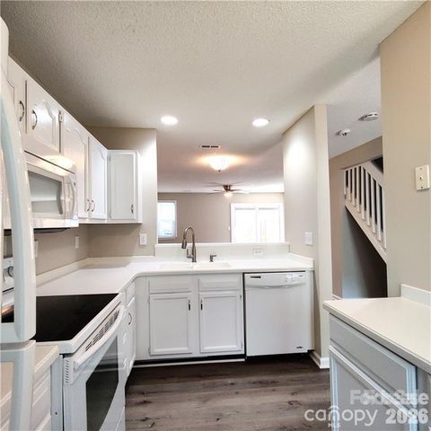 5744 Prescott Court, Charlotte, NC 28269
