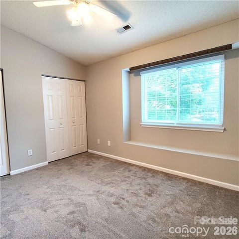 5744 Prescott Court, Charlotte, NC 28269