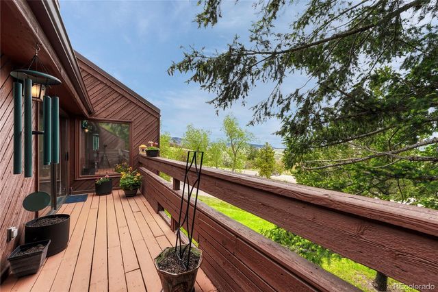 4507 Juniper Court, Larkspur, CO 80118