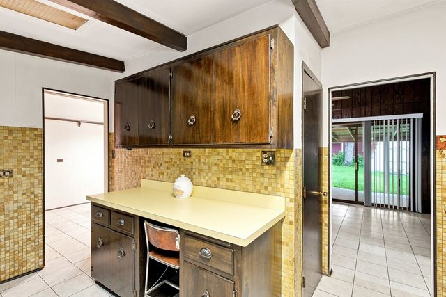 700 W Ridge Road, Villa Park, IL 60181