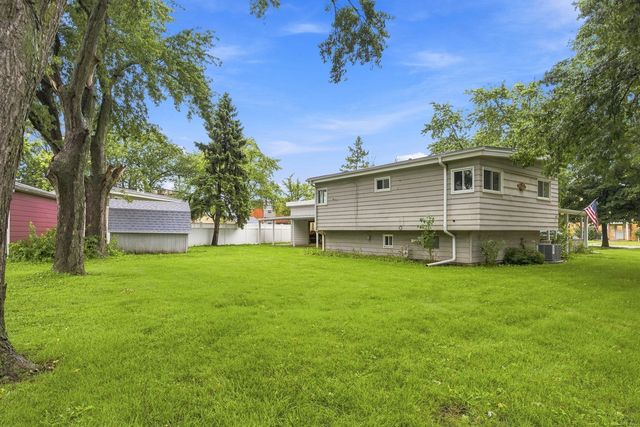 700 W Ridge Road, Villa Park, IL 60181