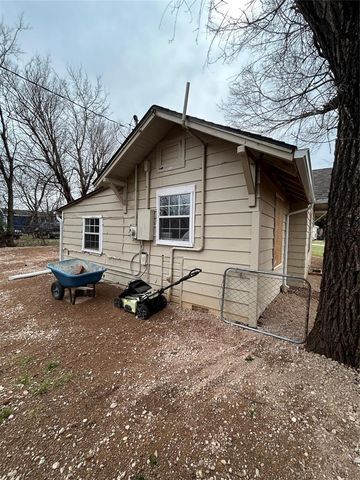 929 NE 32nd Street, Oklahoma City, OK 73105