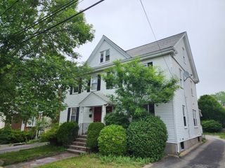 23-25 Baker St 25, Belmont, MA 02478