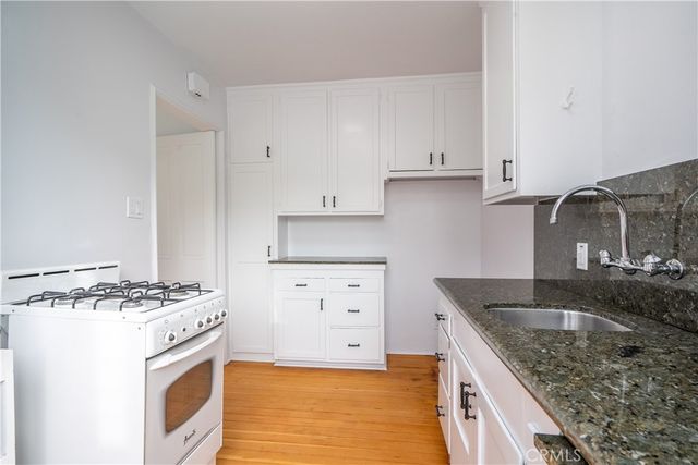 265 N Swall Drive, Beverly Hills, CA 90211