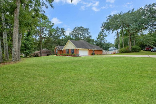 8344 Shenandoah Drive, Tallahassee, FL 32317
