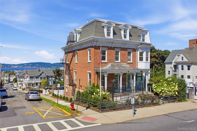 35 S Broadway 1, Tarrytown, NY 10591
